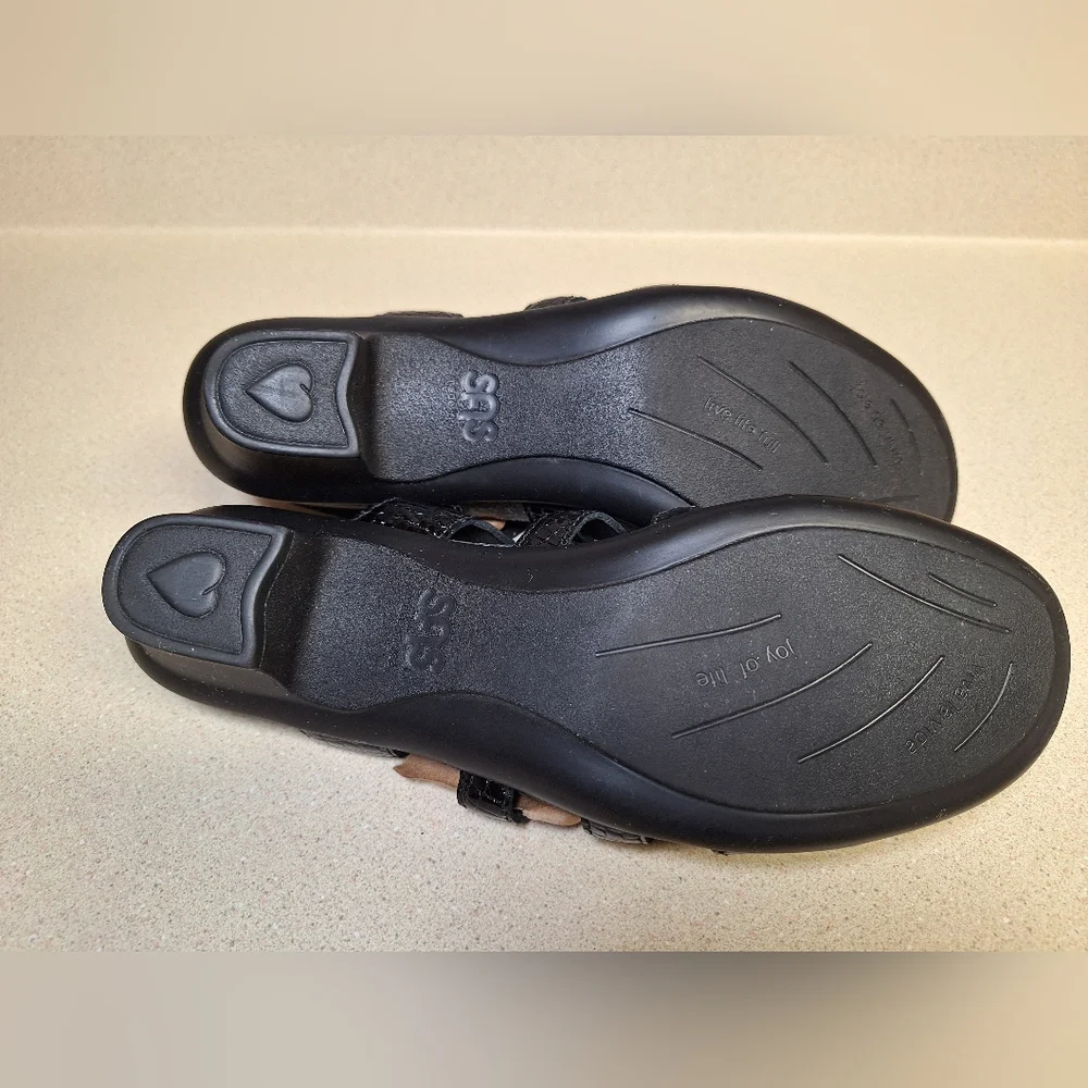 SAS Black Croc-Embossed Slingback Low Heel Sandals - Picture 5 of 6